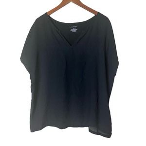 LANE BRYANT Black Short Sleeve V Neck Top